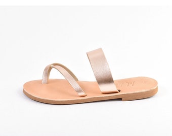 Rose gold leather woman sandal