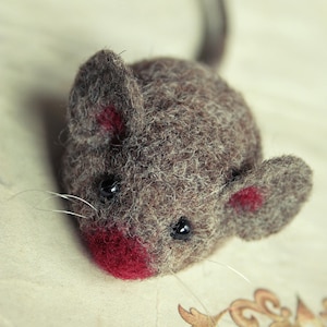 felt mouse