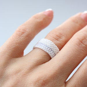 Handmade Beaded Peyote Ring, Snow White and Satin Lilac Seed Bead Ring, Hand Woven Ring for Women, Eco friendly Teenage Girl Birthday Gift