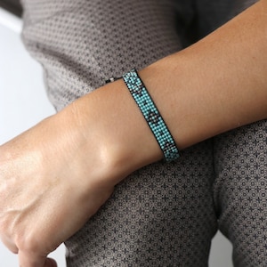Pulsera de turquesa en telar: pulsera tejida con cuentas de semillas Miyuki