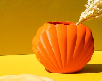 Seashell Vase: Modern Minimalist PLA Bud Vase