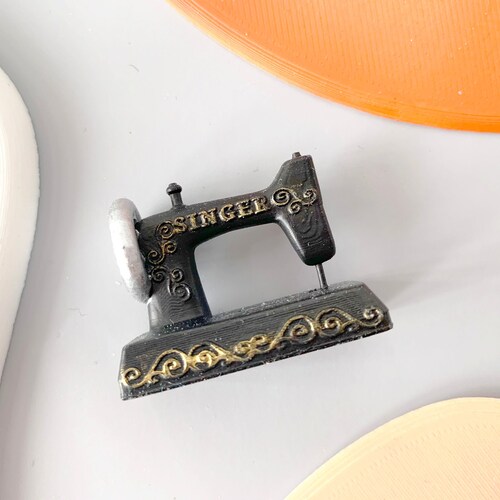 Mini Singer Sewing Machine Keyring Etsy UK