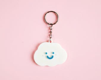 Cute Smiling Cloud Keyring - Adorable Pastel Keychain for Bags & Keys