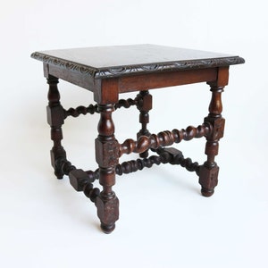 Early 20th Century English Hand Turned Hand Carved Oak Barley Twist Bench Stool Antique Vintage Footstool Side Table 1900s