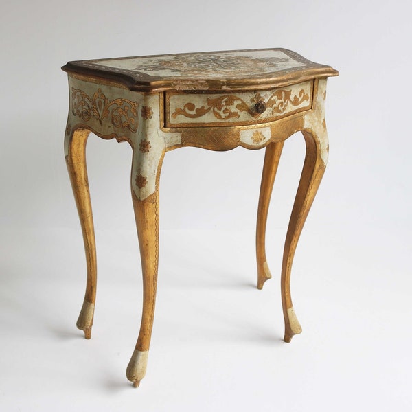 Peint en ivoire et doré partiel du milieu du siècle italien florentin petite console table de chevet table d’appoint table de hall Hollywood Regency 60