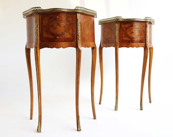 Vintage Pair of French Bedside Tables Couple Ormolu Mounted Louis XV Style Marquetry Inlaid Nightstands End Tables Side Tables Drawers 1960s