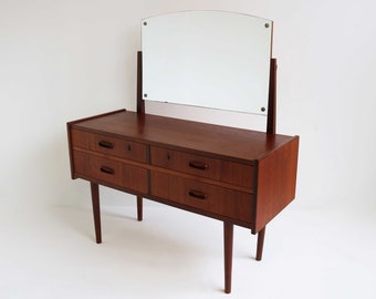 Mid-Century Modern Teak Schminktisch mit Spiegel, dänisch 1960er Jahre