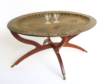 Mid Century Modern Oval Brass Tea Tray Table Moroccan Coffee Table With Spider Leg Base 1960s Carlo Di Carli Style Boho Chic 2 Piece Set