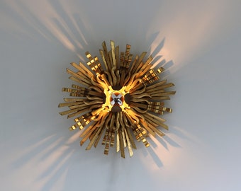 Italiaans goud verguld hout Sunburst muur sconse inbouw plafondlamp jaren '60 wandlamp Hollywood Regency handgemaakte stralen vintage midden van de eeuw