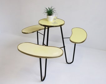Beautiful Rare Minimalist Vintage Plant Stand 60s Design Kidney Shaped Indoor German Planter Midcentury Modern Furniture Tiered Side Table