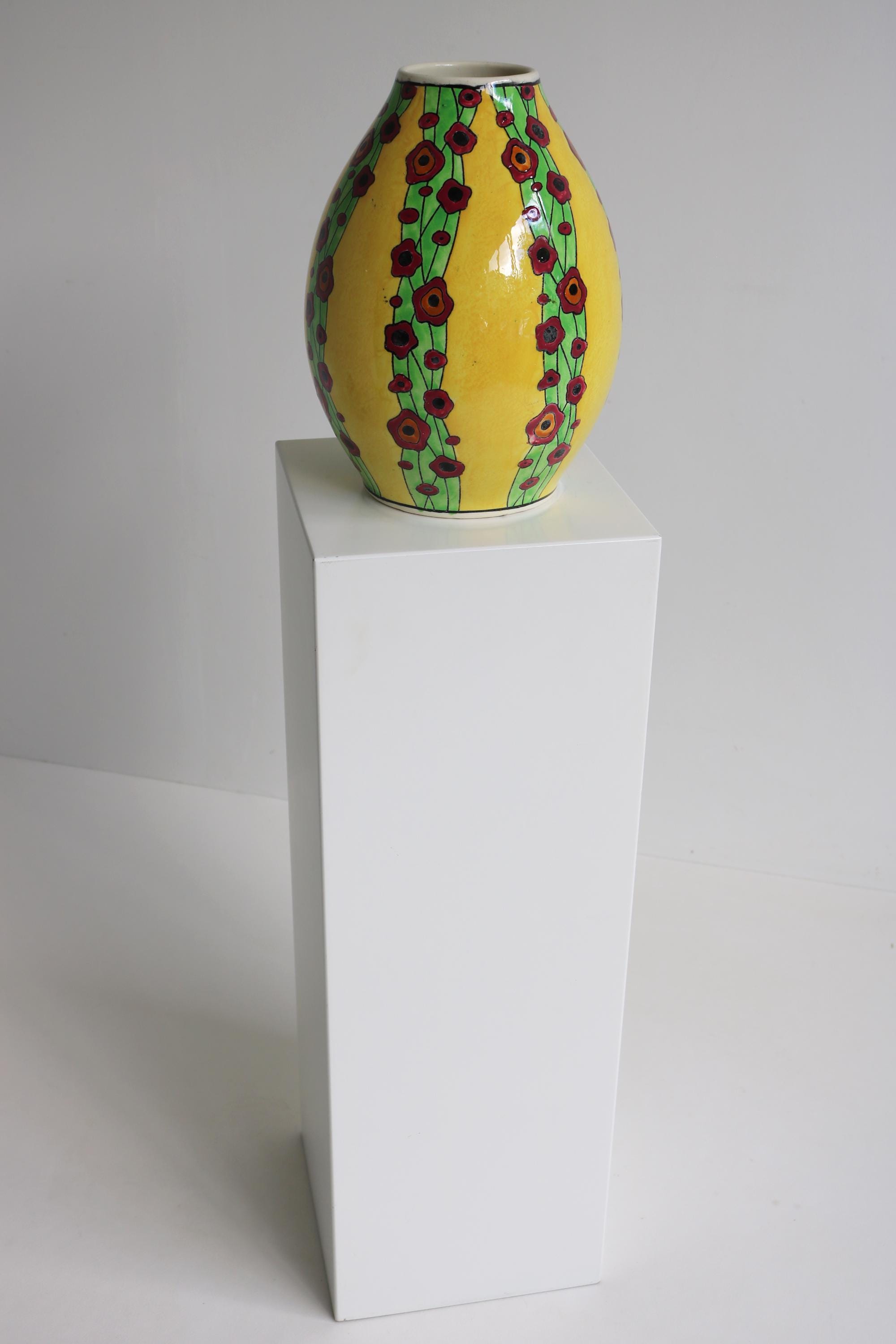「ヴェルリス(仏)1925~55」 1930年代アールデコ花瓶「ダンサー」 アールデコの花瓶、シャルル・カトー作、ボッホ・フレール・ケラ