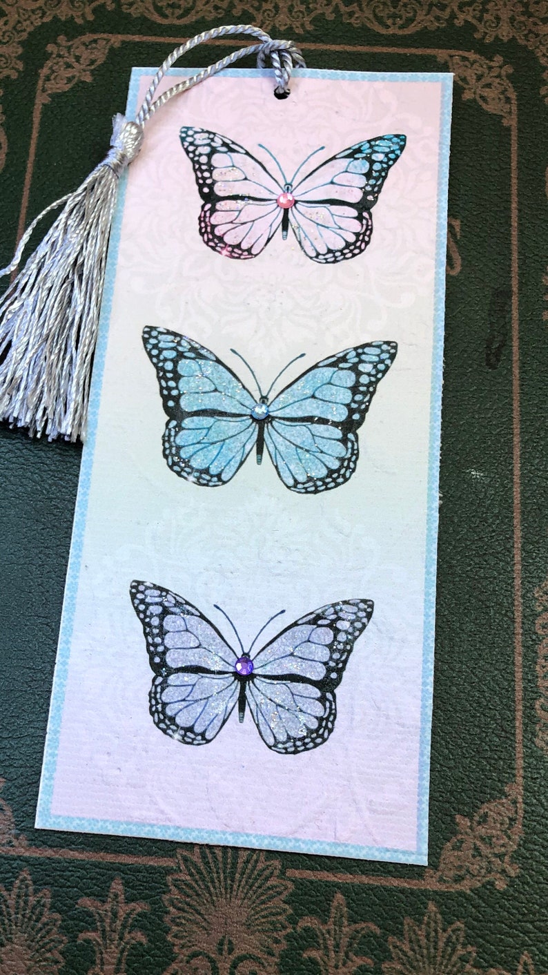 Bee book marks, bee gifts, tree bookmarks, butterflies bookmark, Bee bookmark, Bookmark gift, book lovers gift, reading gift Rainbow Butterflies