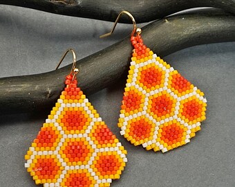 HONEYCOMB Beaded earrings pattern, Bee Beading pattern, Brick Stitch Earrings Honey Seed bead pattern, DIY Jewelry patterns Beadwork Crafts