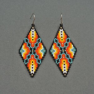Seed Bead Earrings Pattern in Native Colors Beaded Crafts DIY Earrings