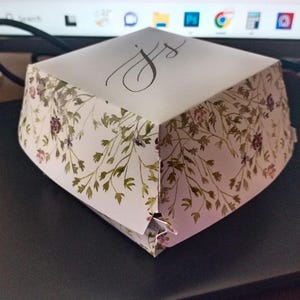 Custom Burger Boxes: Personalized Birthday Party Favors