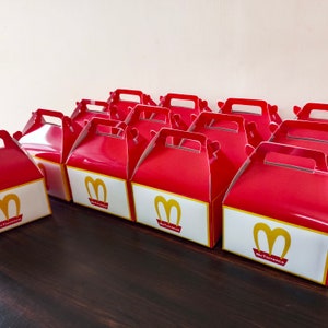 Boîte à pignon personnalisée Grandes boîtes-cadeaux pour anniversaire, mariage, restaurant boîte de joyeux repas burger frites combo garçons d'honneur enterrement de vie de garçon