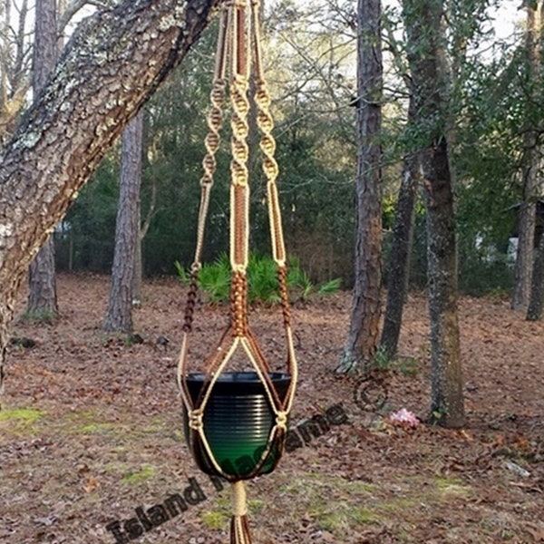 Suspension pour plante longue en macramé, amande et beige