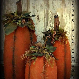 Tall Slim Folk Style Pumpkin Trio