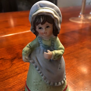 Jasco Cuttie Belle, Ceramic Bell Figurine, Vintage Bell, Colonial Woman, Vintage Collectible Bell,