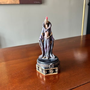 Vintage Arabian Princess Standing On A Trinket Box, Trinket Box, Vintage Trinket Box, Arabian Princess Trinket Box, Gift For Her,
