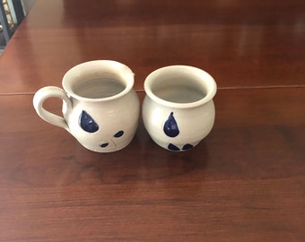 Vintage 1970s Williamsburg Pottery Sugar and Creamer Set