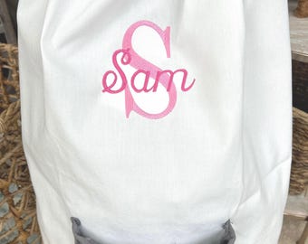 Personalized Laundry Bag/ Monogrammed laundry bag/Large laundry bag with pocket/ Graduation gift/Cream and gray laundry bag/Girls gift