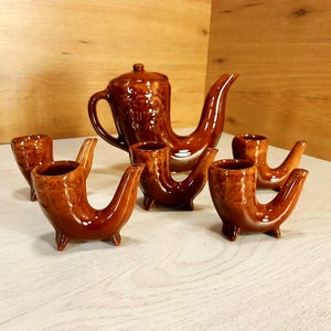 Vintage keramische verzameling, keramische verzameling, wijn set, Vintage keramiek kruik en cups, Handmade en hand geschilderd clay set, traditionele folk set