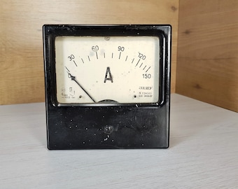 Vintage Bakelite Ammeter: 1950s Retro Industrial Decor