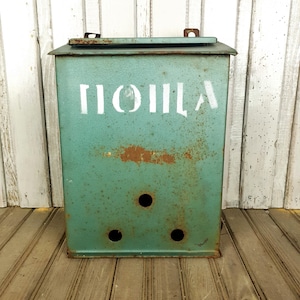 Vintage mailbox, Metal letterbox, Letter box, Durable mail box, Home decor, Family mail box, Postbox, Retro letterbox, Green mailbox