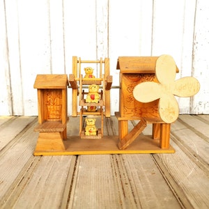 Vintage music box, Music box, Wooden music box, Home decor, Gift for her, Musical movement, Collectors music box, Interesting music box