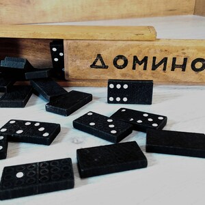 Jahrgang Domino-Spiel verpackt Holz Domino Spiel, schwarze Zahlen, Satz, Domino-Set, Holz Domino-Set, Familie Spiel, bulgarische Dominosteine