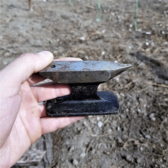 Small Vintage Anvil, Jewelry Work Anvil, Anvil, Old Metal Tool