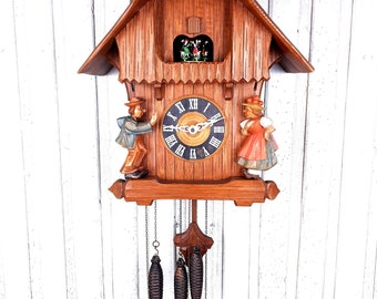 ソビエトヴィンテージ鳩時計、ソ連時計、木製時計、マジャック時計