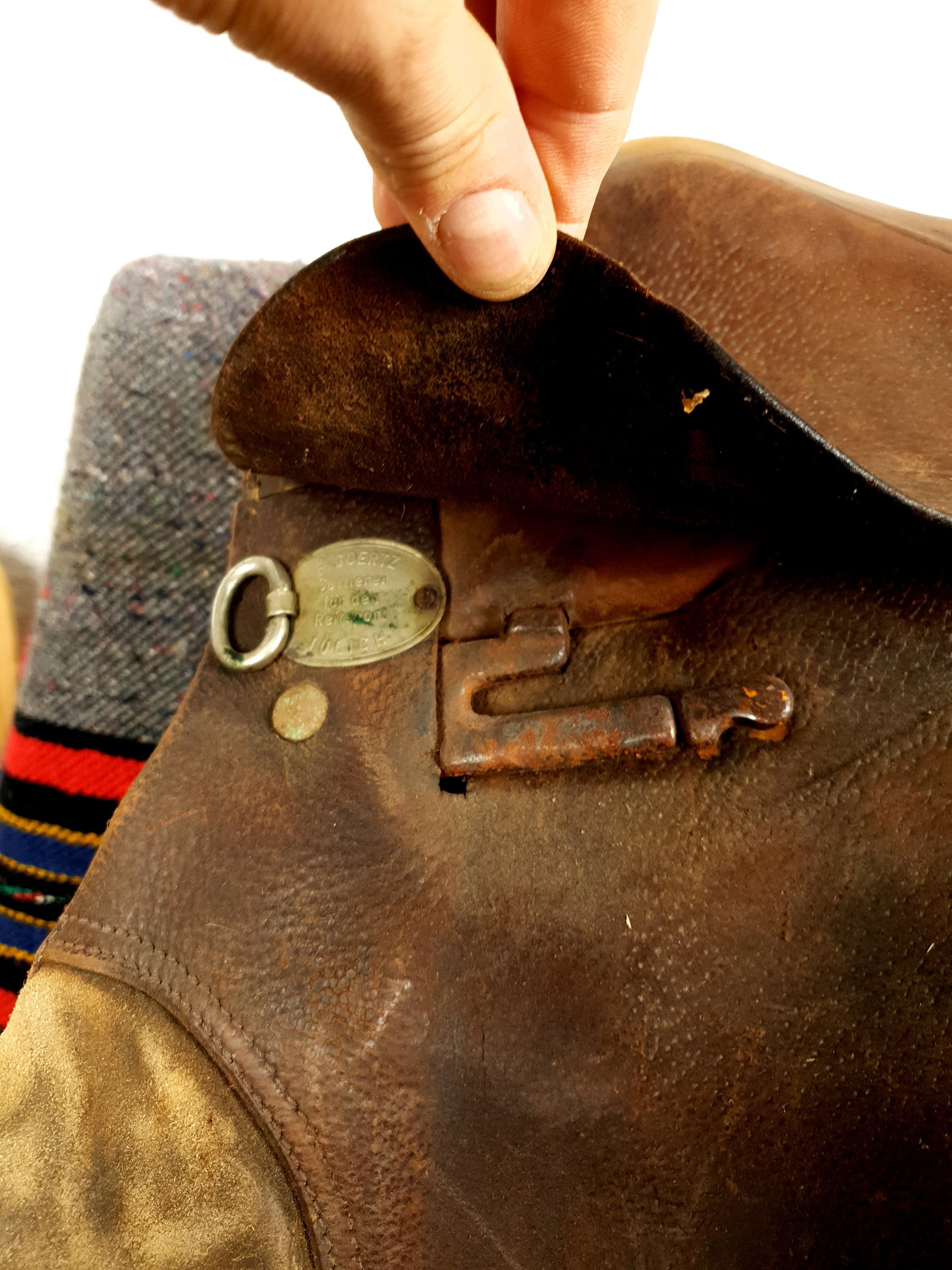 Selle Western Ancienne En Bois Sculpté Main - Style Mexicain - 18 Pouces - Vintage Pour Collectionneurs