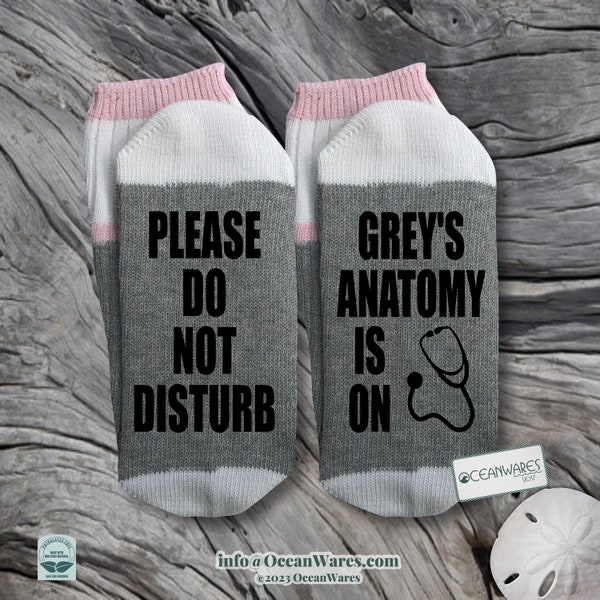 Greys Anatomy, SUPER SOFT Novelty Word Socks.
