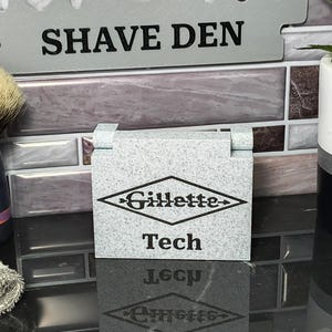 Gillette Fat Handle Tech Safety Razor Travel Case - Blade Bank - Stand - Personalized