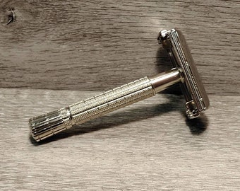 Gillette Super Speed Flare Tip D1 1958 Replated Mirror Nickel - REPLATED - Shave Ready - It's NEW AGAIN!