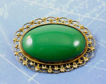 Vintage 1970's Mexican Green Chrysoprase Brooch Pin.  Sterling Silver.