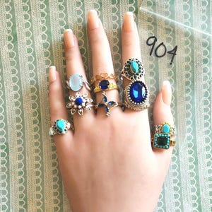 Size 9 Ring Grab Bag: 10 Costume Jewelry Rings, Size 9-10