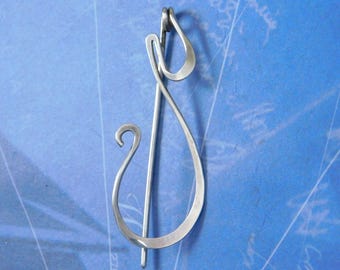 Modernist Stylized Treble Clef Shaw or Scarf Pin