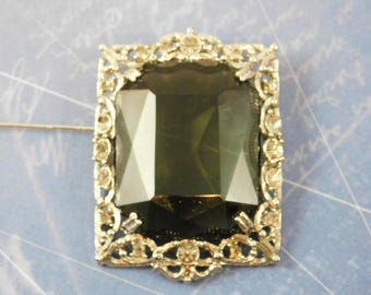 Sarah Coventry Celebrity Rhinestone Art Glass Brooch/Pendant