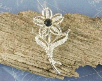 Sarah Coventry Floral Brooch Pin Vintage Retro Collectible Jewelry
