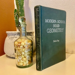 Modern-School Solid Geometry door Rolland R. Smith & John R. Clark; 1939; Antiek wiskundeboek; Antiek educatief verzamelboek