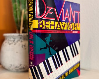 PIERWSZE WYDANIE – pierwsze wydanie; „Deviant Behavior” Earla Emersona; kolekcjonerska powieść kryminalna z 1988 r.; rzadki znalezisko w postaci zabytkowej książki