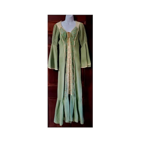 Vintage Jody T of California 70s Sage Green Boho D