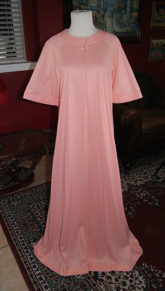 Vintage VANITY FAIR Nylon Hostess Robe Caftan Dress Pink Small | Etsy