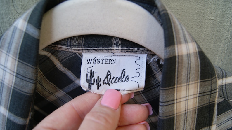 Vintage Men/'s Western DUDE Short Sleeve Plaid Pearl Snap Shirt Size Large