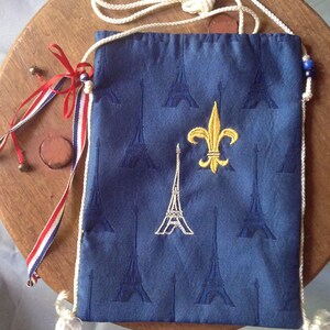 Beautiful Hand Embroidered &quot;Paris&quot; Cross Shoulder Bag/ Cross Shoulder Purse