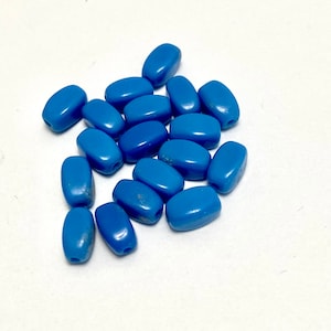 Vintage Blue Oval Glass Beads, Oval Beads, Blue Bead, Blue Oval Glass - 30 pieces VG32B