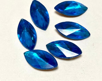 Vintage Oval Blue Glass Cabochon with Copper Foil Back, Blue Cabochon, Oval Cabochon, Blue CAB, Foil Back Cabochon- 12 pieces CAB610B
